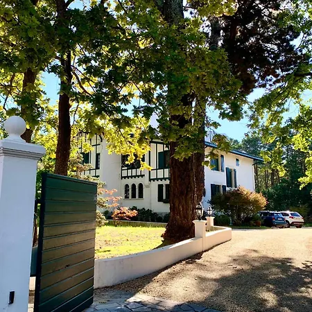 Konukevi Maison Cuevas Biarritz