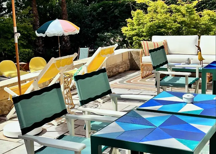 Maison Cuevas بيت ضيافة بياريتز