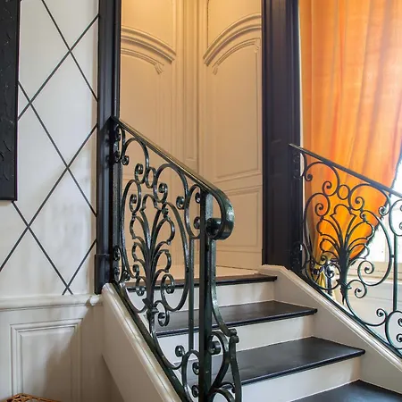 Maison Cuevas 2*